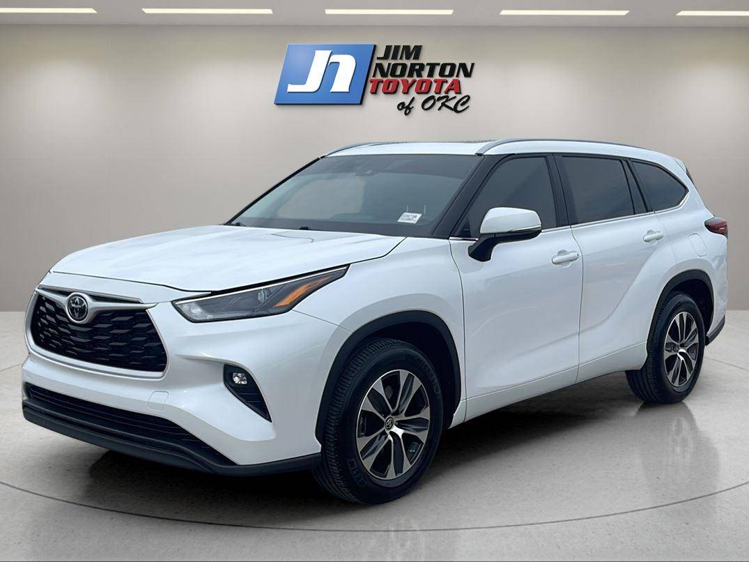 2023 Toyota Highlander XLE — SUV — 37,605 mi — Oklahoma City, OK