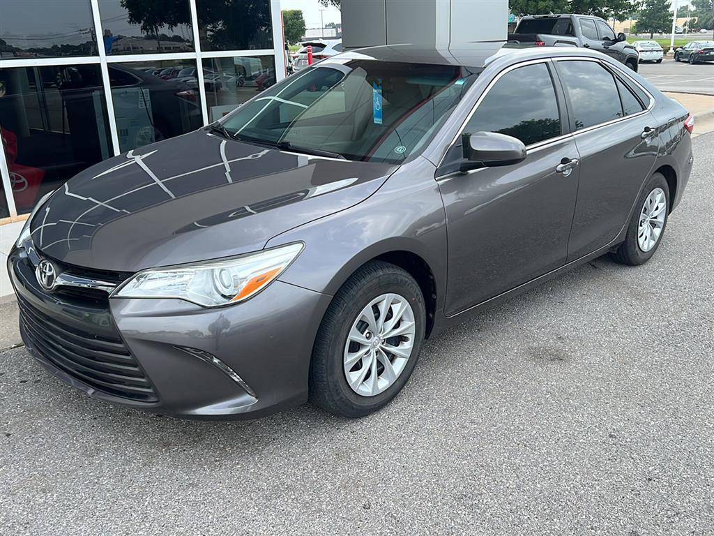 2017 Toyota Camry LE — Sedan — 11,448 mi — Oklahoma City, OK