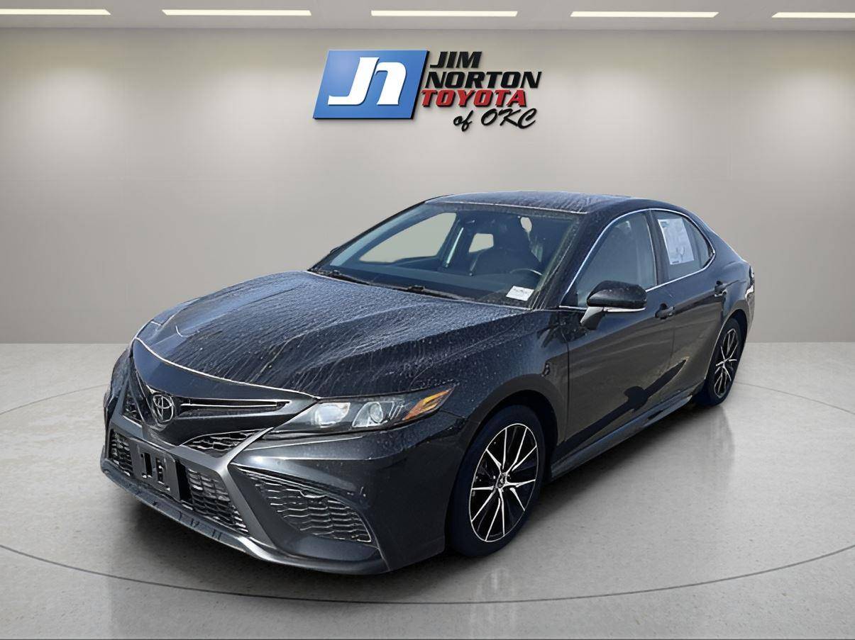2022 Toyota Camry SE — Sedan — 51,381 mi — Oklahoma City, OK