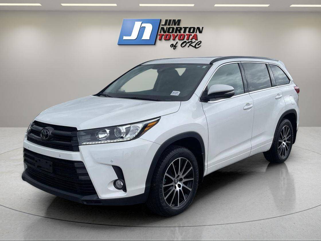 2018 Toyota Highlander SE V6 — SUV — 60,711 mi — Oklahoma City, OK