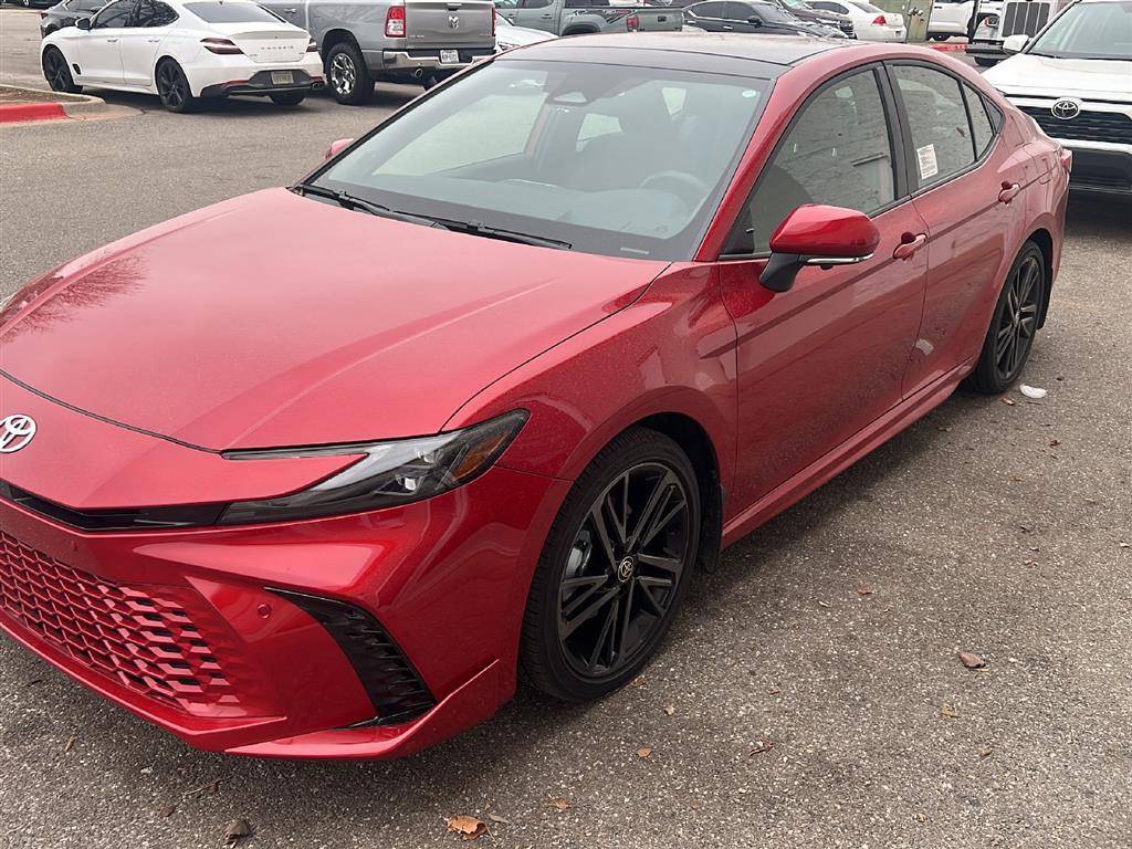 2025 Toyota Camry LE — Sedan — 5,869 mi — Oklahoma City, OK