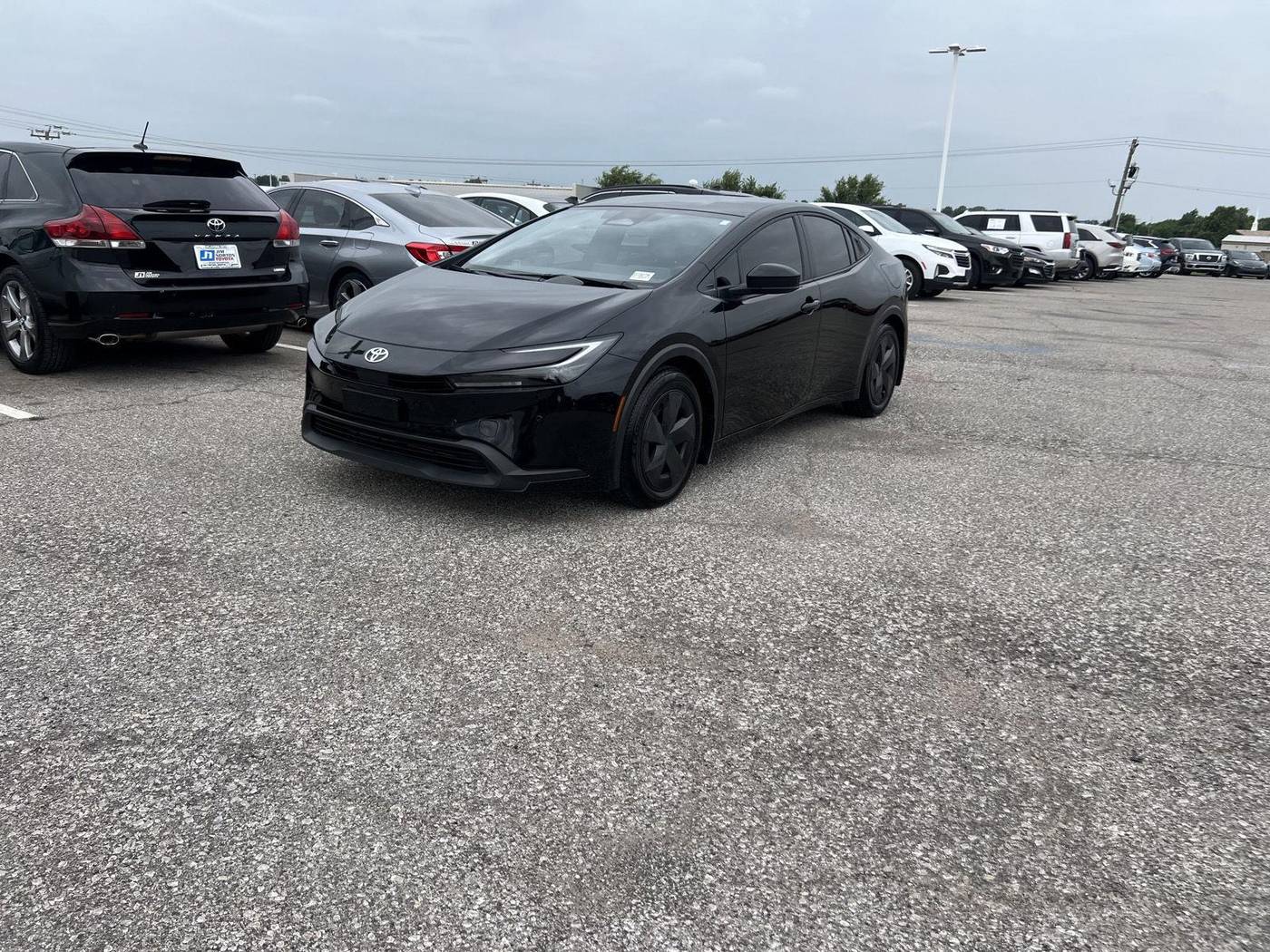 2024 Toyota Prius LE — Hatchback — 11,877 mi — Oklahoma City, OK