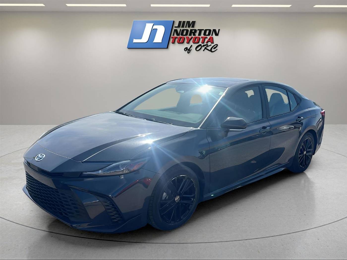 2025 Toyota Camry LE — Sedan — 18,480 mi — Oklahoma City, OK