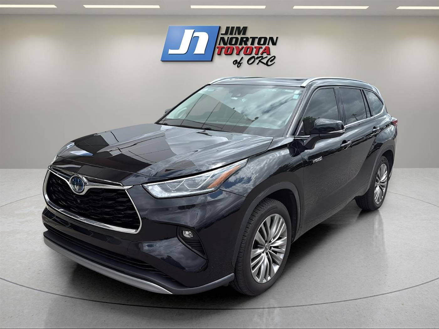 2021 Toyota Highlander Hybrid Platinum — SUV — 97,653 mi — Oklahoma City, OK