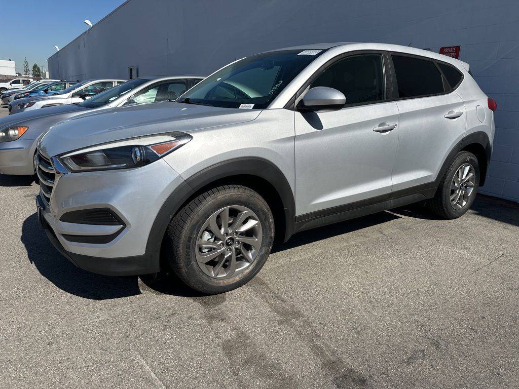 2018 Hyundai Tucson SE — SUV — 74,071 mi — Huntington Beach, CA