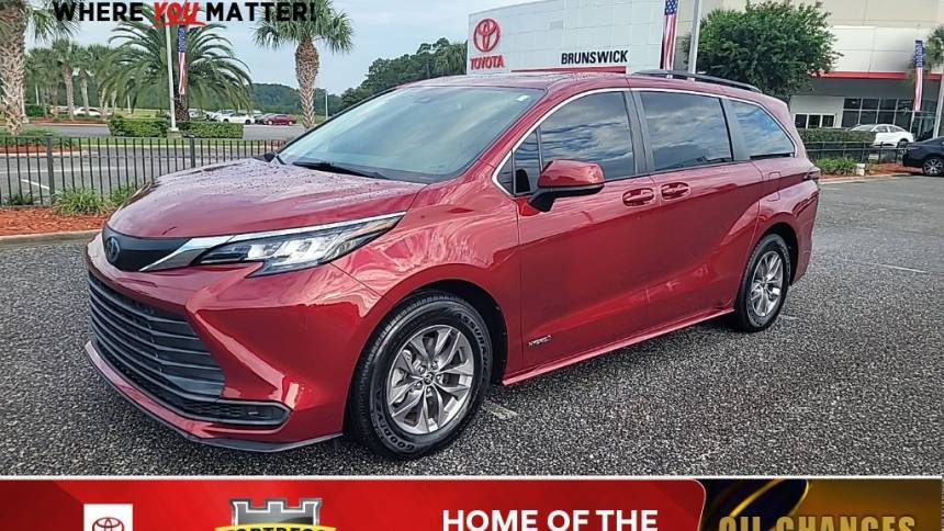 2021 Toyota Sienna LE — Minivan — 59,986 mi — Brunswick, GA