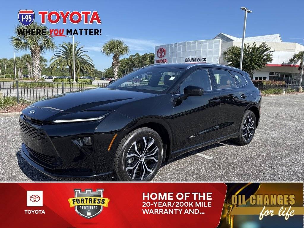 2025 Toyota Crown Signia XLE — SUV — 468 mi — Brunswick, GA