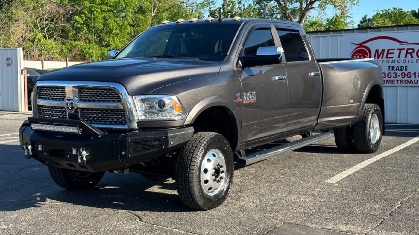 2016 Ram 3500 Laramie — Pickup Truck — 125,381 mi — Dallas, TX