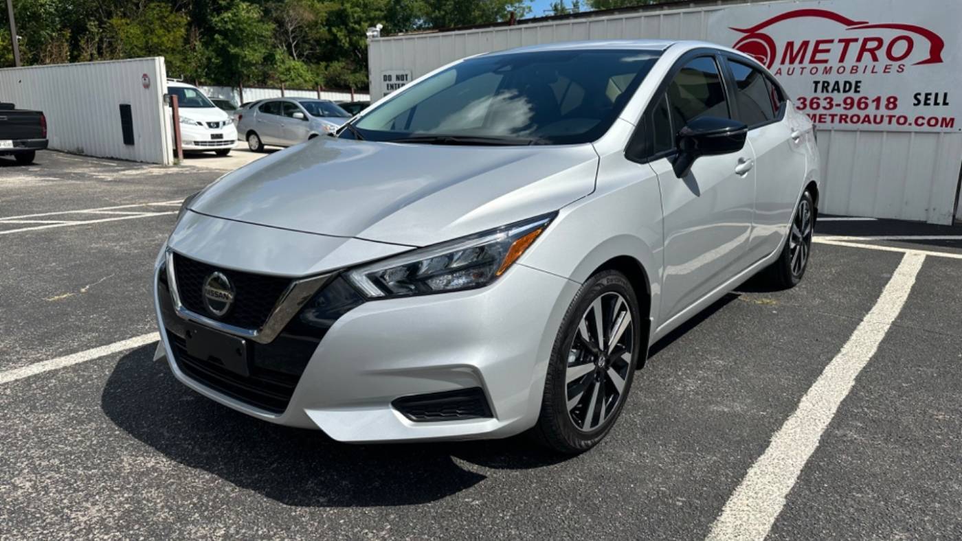 2022 Nissan Versa SR — Sedan — 14,803 mi — Dallas, TX