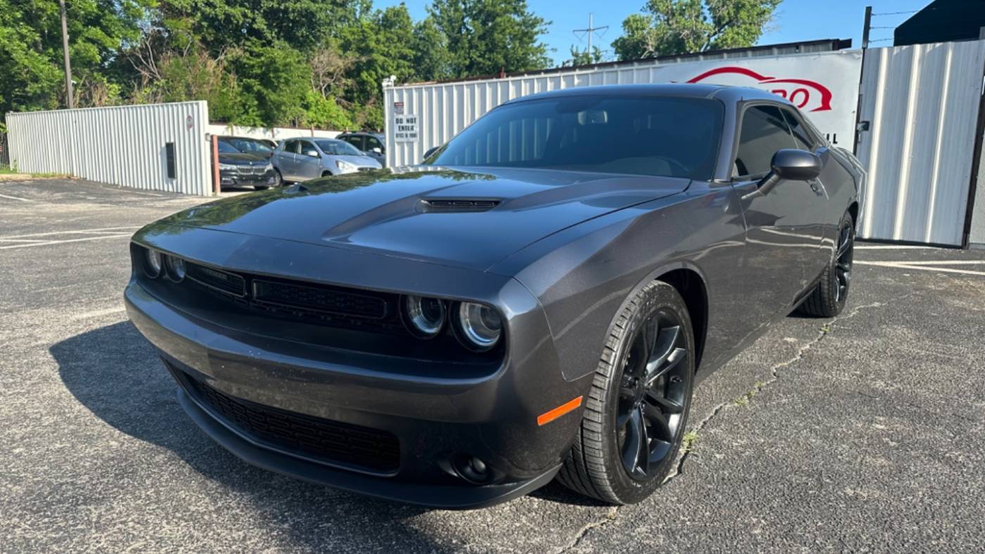 2018 Dodge Challenger SXT — Coupe — 87,055 mi — Dallas, TX