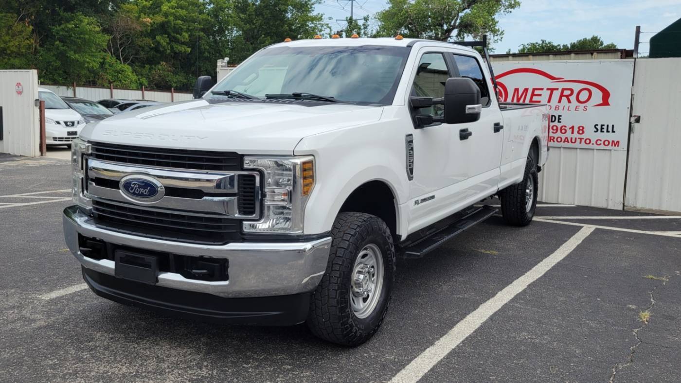 2019 Ford Super Duty F-250 XL — Pickup Truck — 105,917 mi — Dallas, TX