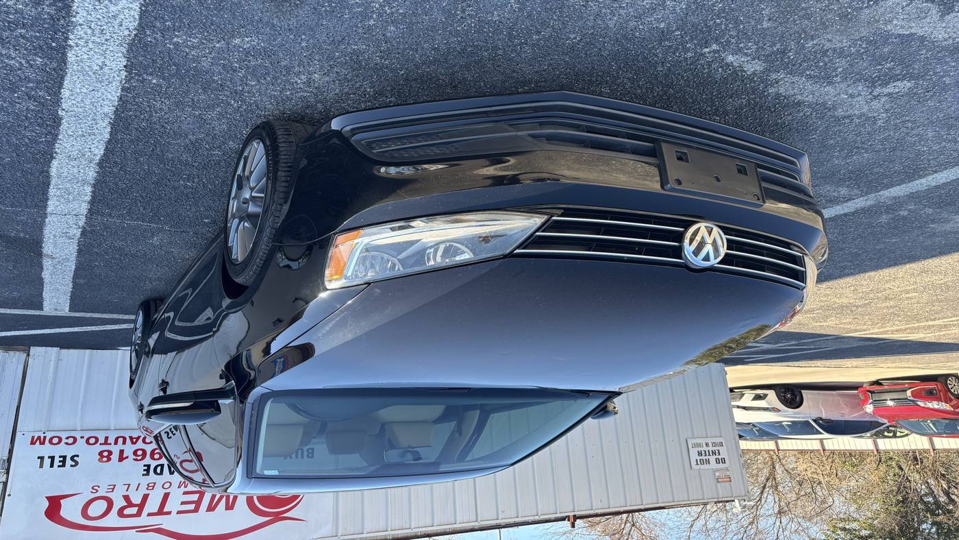 2017 Volkswagen Jetta 1.4T SE — Sedan — 84,218 mi — Dallas, TX