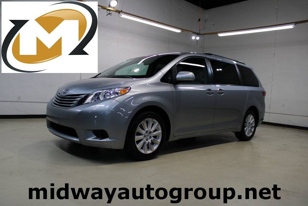 2015 Toyota Sienna LE — Minivan — 107,792 mi — Addison, TX