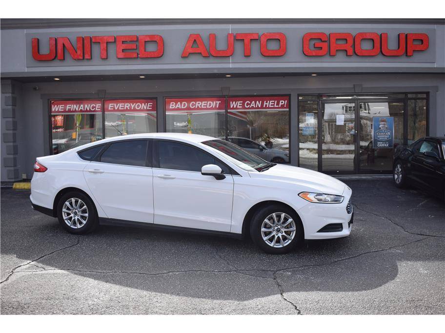 2015 Ford Fusion S — Sedan — 86,758 mi — Putnam, CT