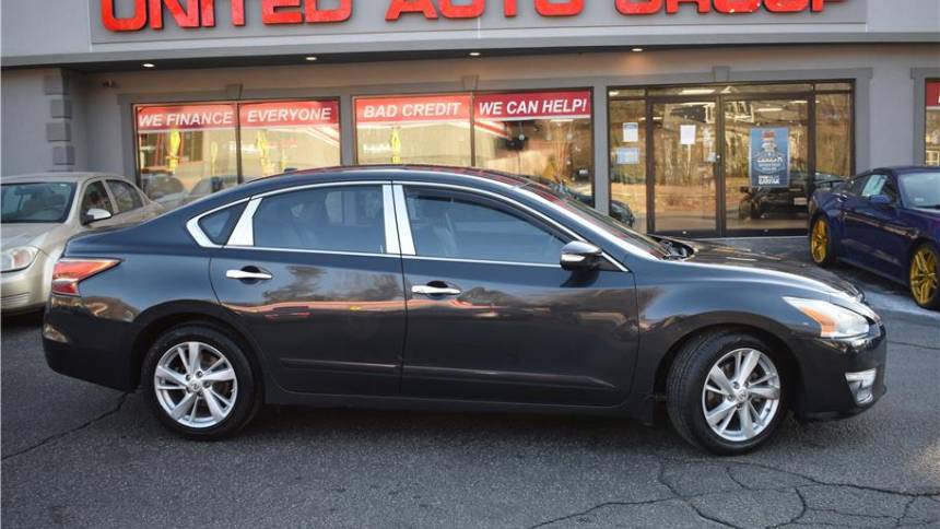 2015 Nissan Altima 2.5 SL — Sedan — 84,127 mi — Putnam, CT