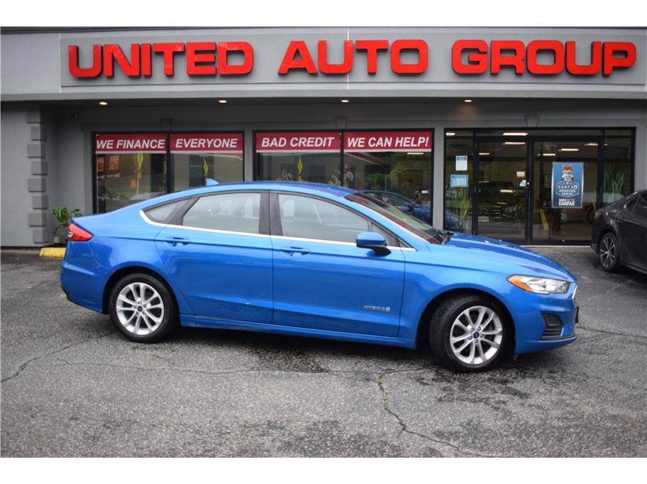 2019 Ford Fusion Hybrid SE — Sedan — 82,855 mi — Putnam, CT