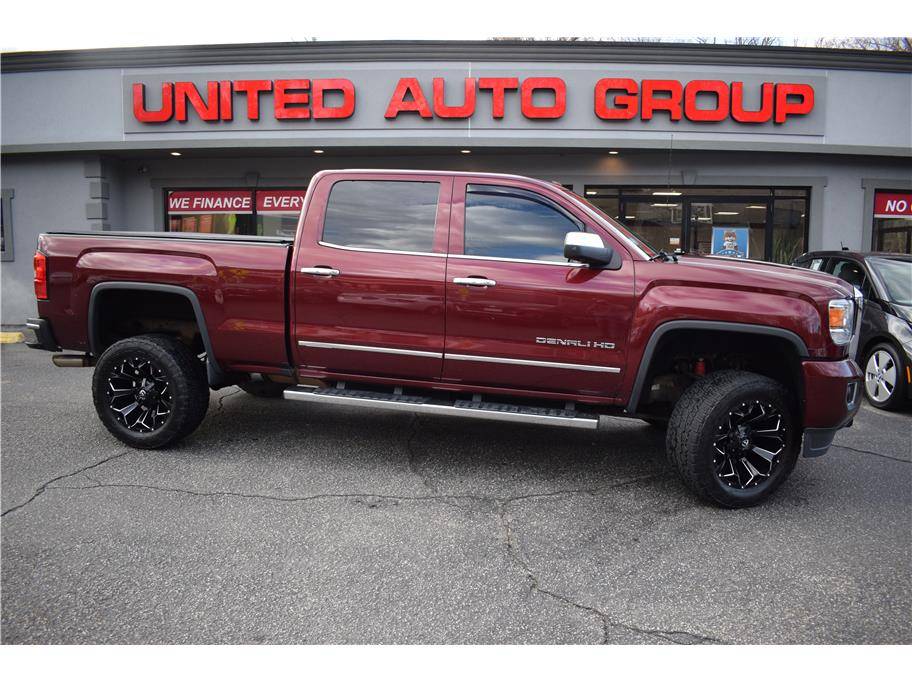 2016 GMC Sierra 2500HD Denali — Pickup Truck — 154,248 mi — Putnam, CT