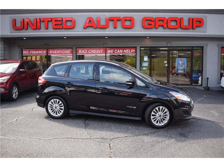 2017 Ford C-Max Hybrid SE — Hatchback — 54,810 mi — Putnam, CT