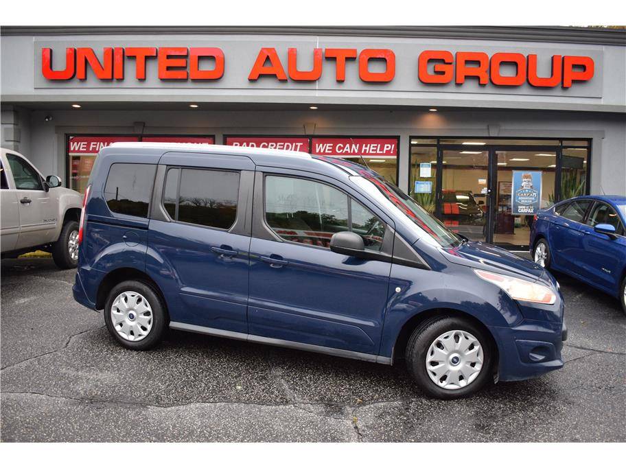 2017 Ford Transit Connect Wagon XLT — Passenger Van — 20,738 mi — Putnam, CT