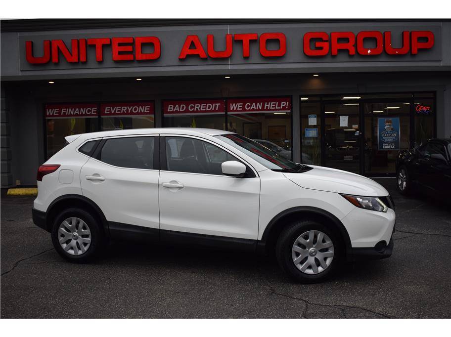 2019 Nissan Rogue Sport S — SUV — 105,487 mi — Putnam, CT