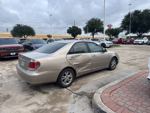 2006 Toyota Camry LE V6 — Sedan — 176,221 mi — McKinney, TX
