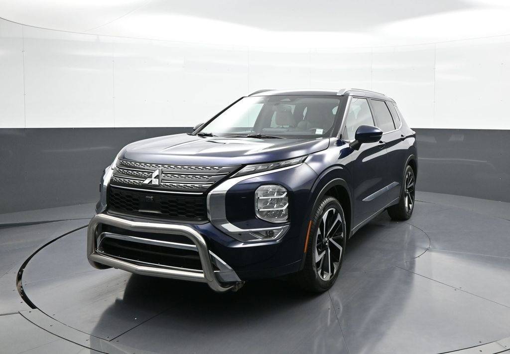 2022 Mitsubishi Outlander SEL — SUV — 13,145 mi — Brooklyn, NY