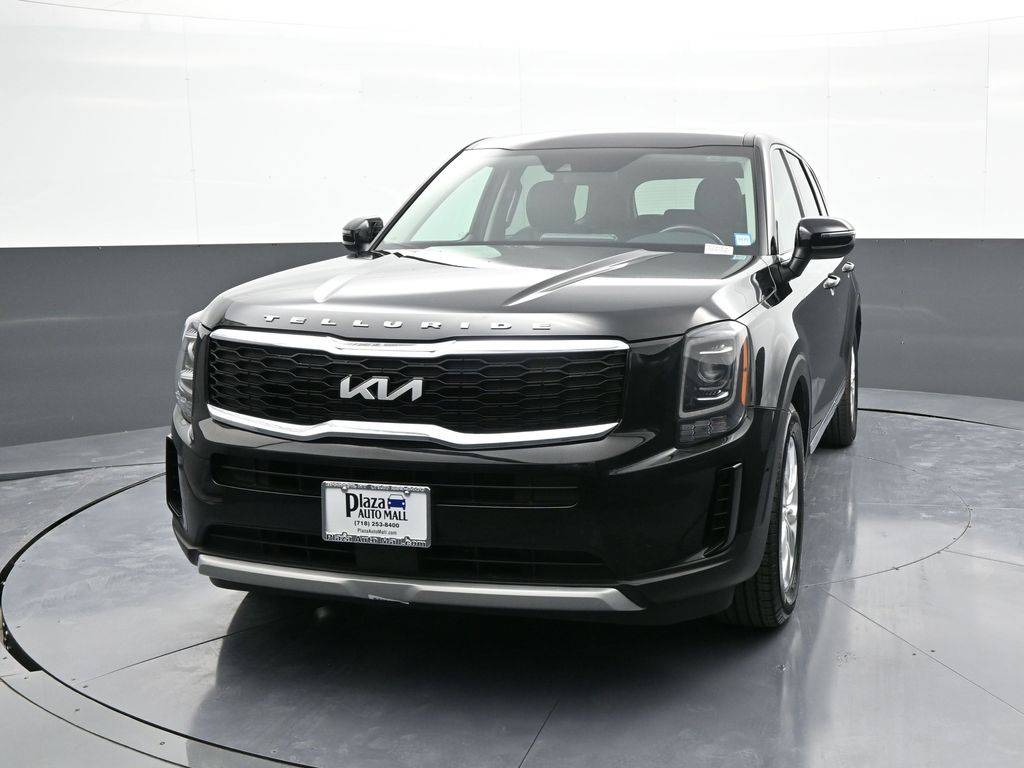 2022 Kia Telluride LX — SUV — 19,023 mi — Brooklyn, NY