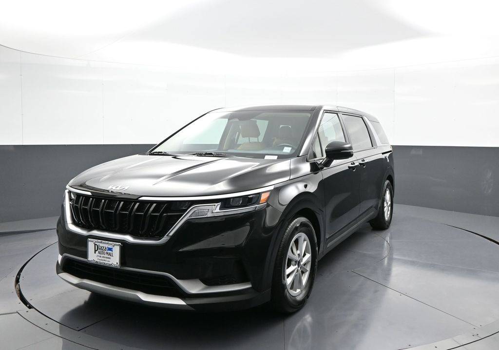 2022 Kia Carnival LXS — Minivan — 35,390 mi — Brooklyn, NY