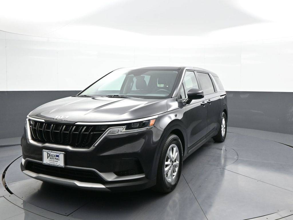 2023 Kia Carnival LXS — Minivan — 19,759 mi — Brooklyn, NY