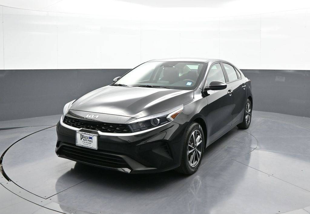2023 Kia Forte LXS — Sedan — 29,913 mi — Brooklyn, NY