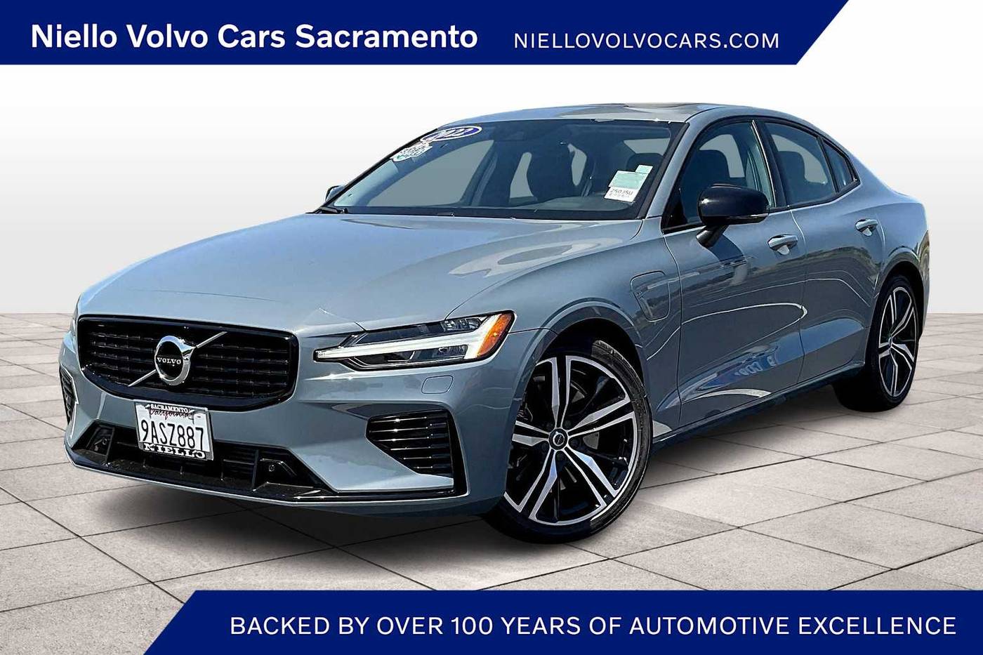 2022 Volvo S60 Recharge R-Design Expression — Sedan — 19,367 mi — Sacramento, CA