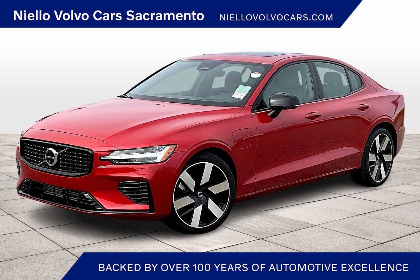 2025 Volvo S60 Plug-In Hybrid Ultra — Sedan — 3,776 mi — Sacramento, CA