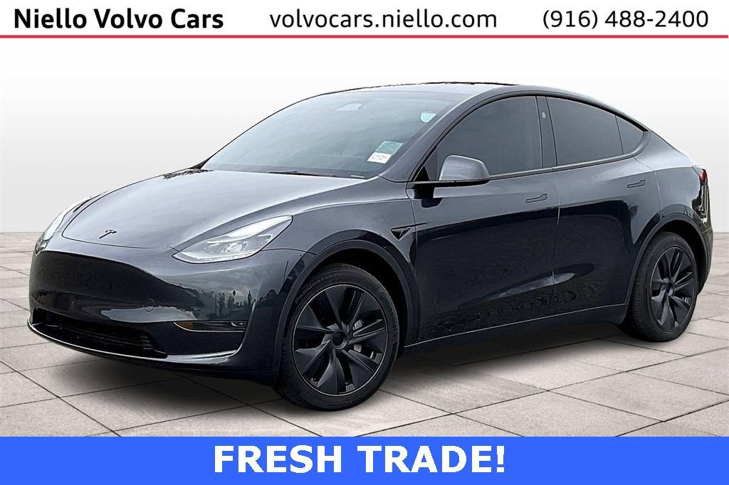 2024 Tesla Model Y Standard Range — SUV — 3,280 mi — Sacramento, CA