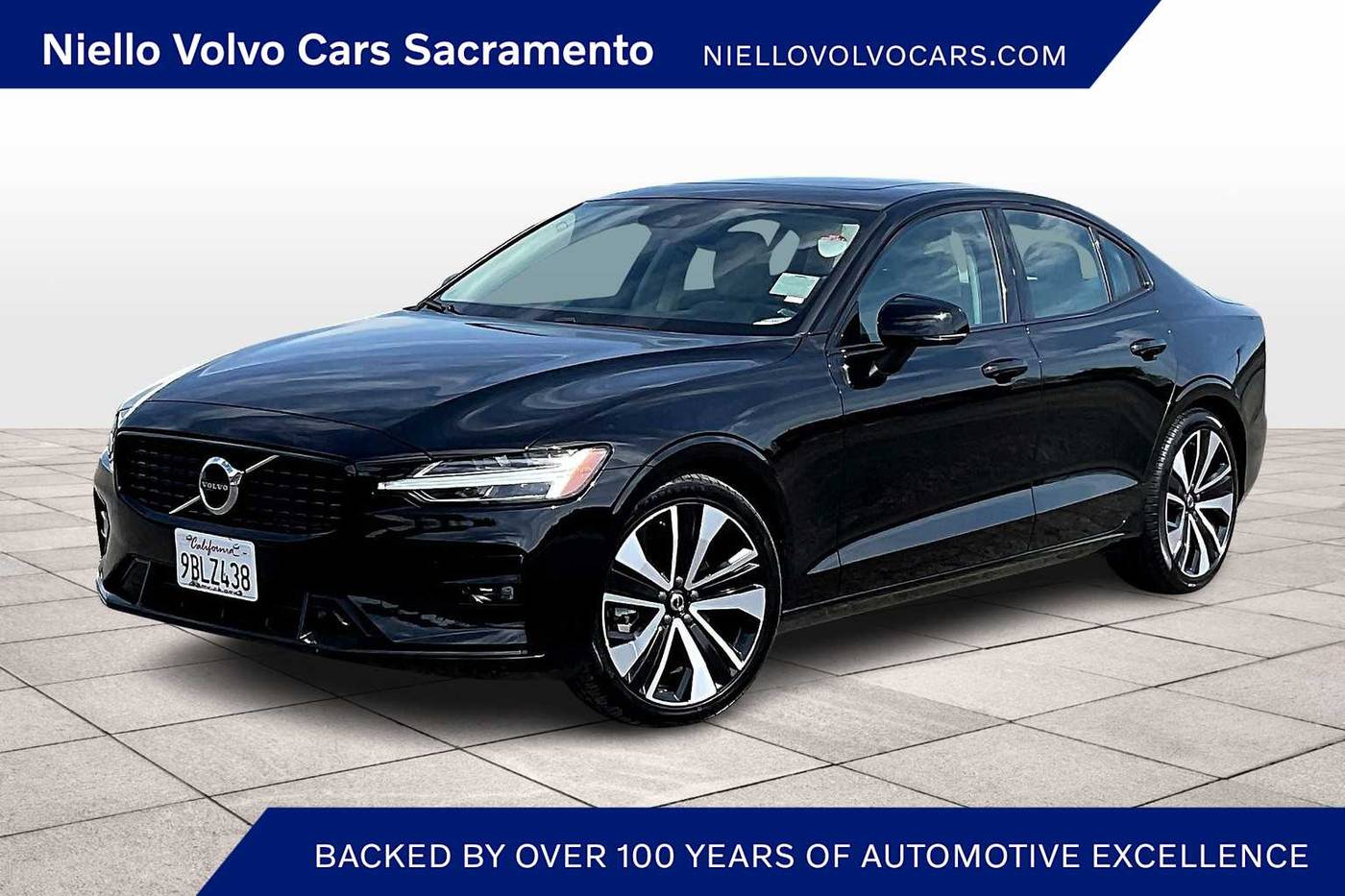2022 Volvo S60 Momentum — Sedan — 19,133 mi — Sacramento, CA