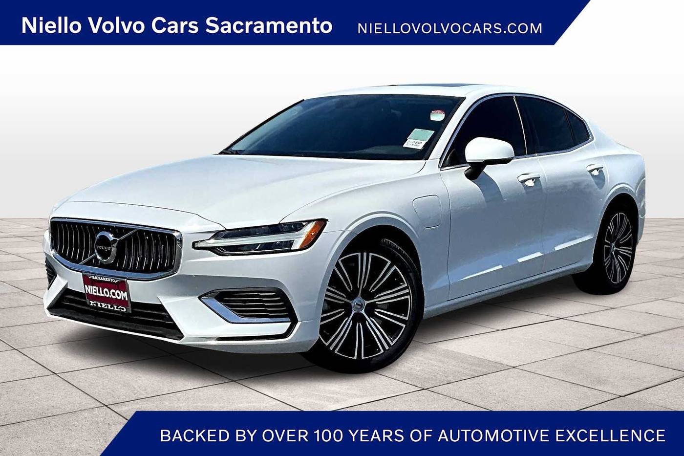 2022 Volvo S60 Recharge Inscription — Sedan — 32,615 mi — Sacramento, CA