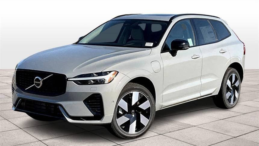 2025 Volvo XC60 Plug-In Hybrid Plus — SUV — 5,233 mi — Sacramento, CA