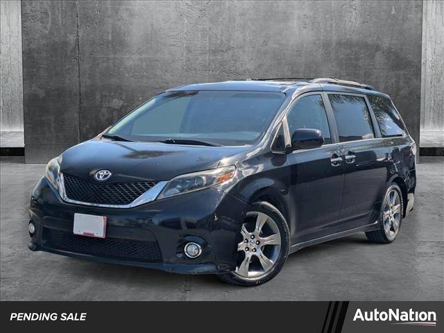 2015 Toyota Sienna SE Premium — Minivan — 156,362 mi — Buena Park, CA