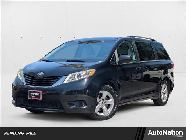 2017 Toyota Sienna LE — Minivan — 70,347 mi — Buena Park, CA