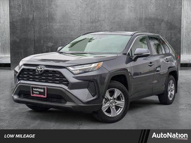 2025 Toyota RAV4 Hybrid XLE — SUV — 4,415 mi — Buena Park, CA