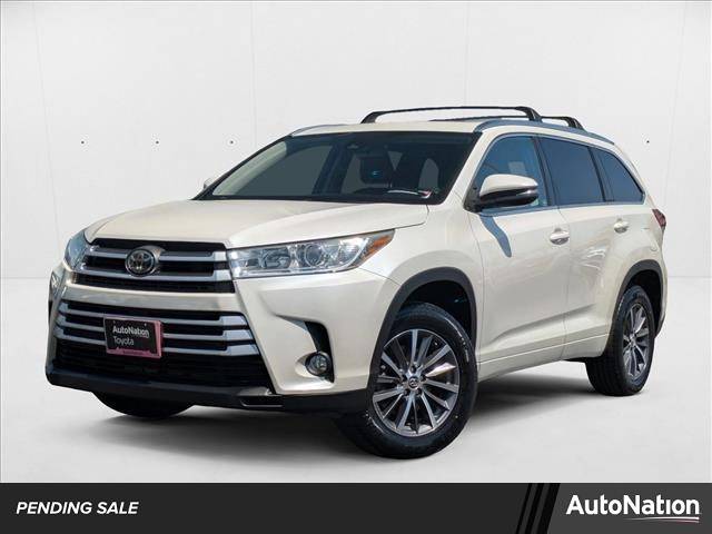 2017 Toyota Highlander XLE — SUV — 90,967 mi — Buena Park, CA