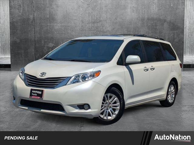 2015 Toyota Sienna XLE — Minivan — 179,500 mi — Buena Park, CA