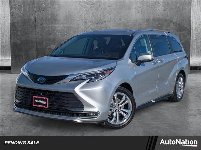 2024 Toyota Sienna Platinum — Minivan — 15,222 mi — Buena Park, CA