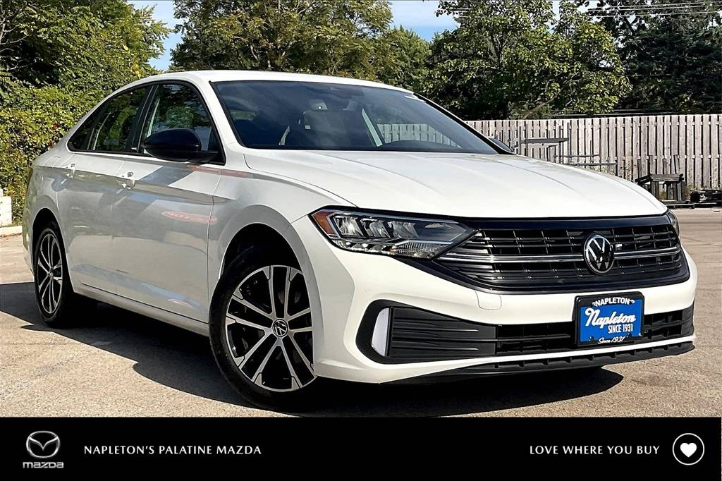 2024 Volkswagen Jetta Sport — Sedan — 13,000 mi — Palatine, IL