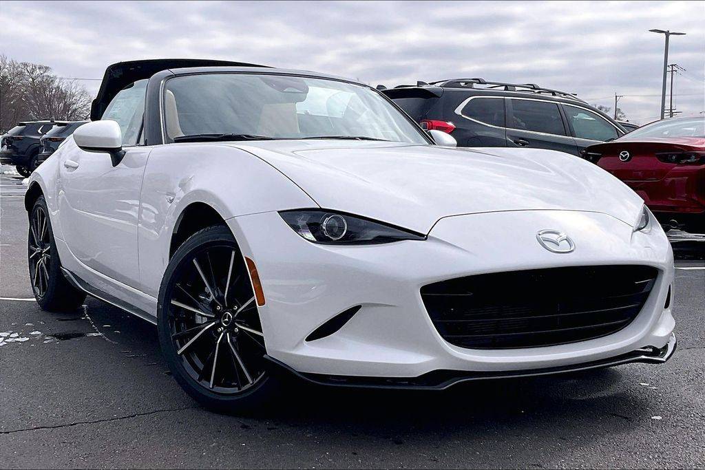 2026 Mazda MX-5 Miata Grand Touring