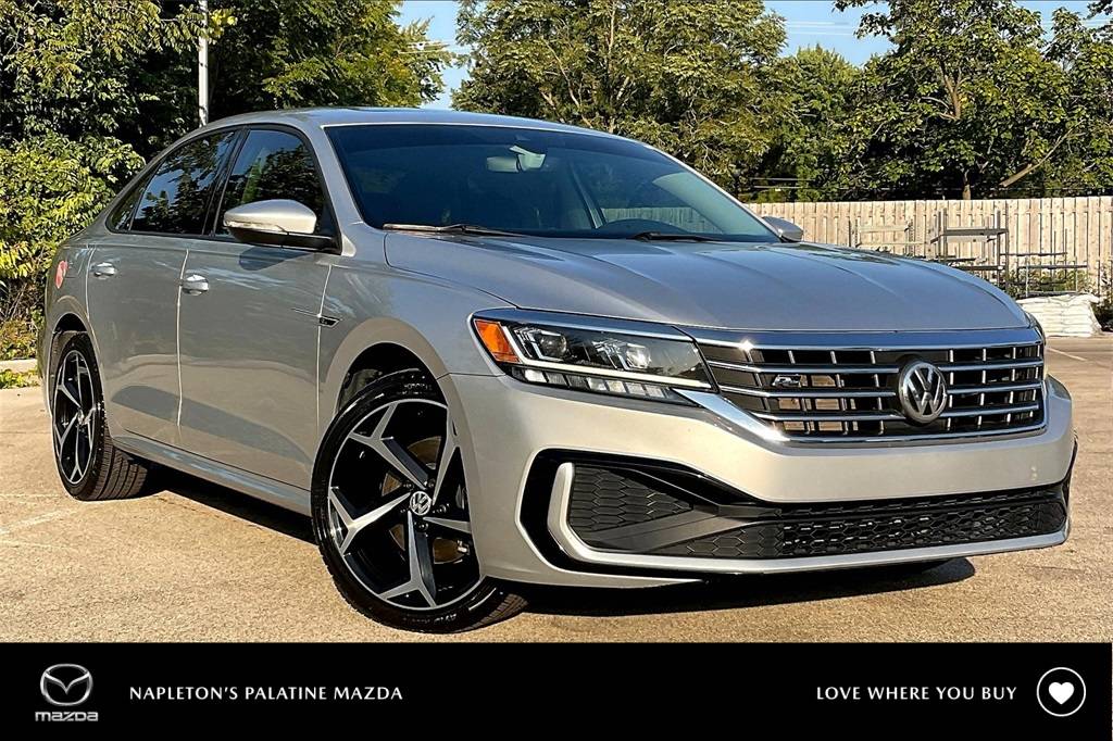 2020 Volkswagen Passat R-Line — Sedan — 58,940 mi — Palatine, IL