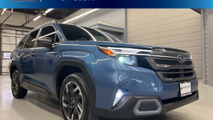 2025 Subaru Forester Limited — SUV — 1,994 mi — Elgin, IL