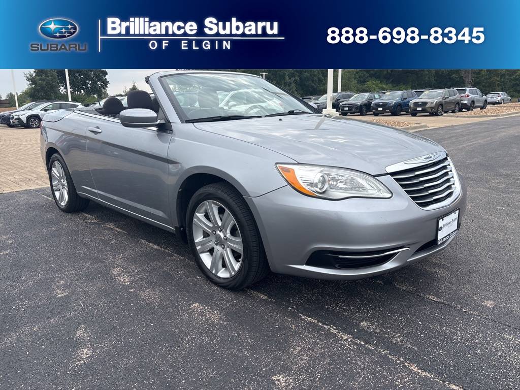 2013 Chrysler 200 Touring — Convertible — 54,173 mi — Elgin, IL
