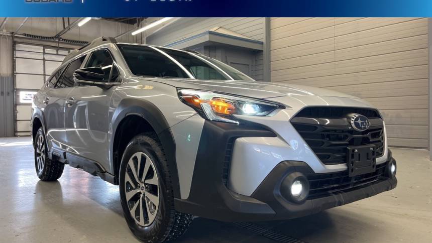 2025 Subaru Outback Premium — SUV — 3,892 mi — Elgin, IL
