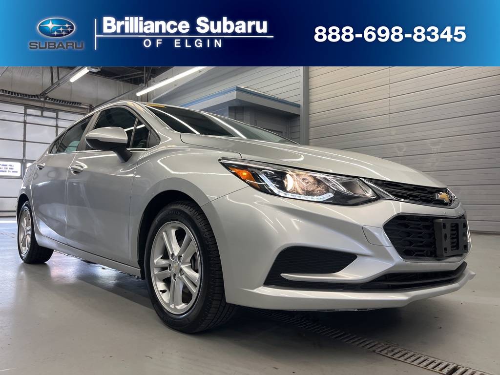 2017 Chevrolet Cruze LT — Hatchback — 115,488 mi — Elgin, IL