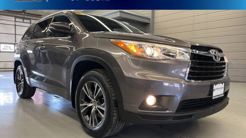 2016 Toyota Highlander XLE — SUV — 118,247 mi — Elgin, IL
